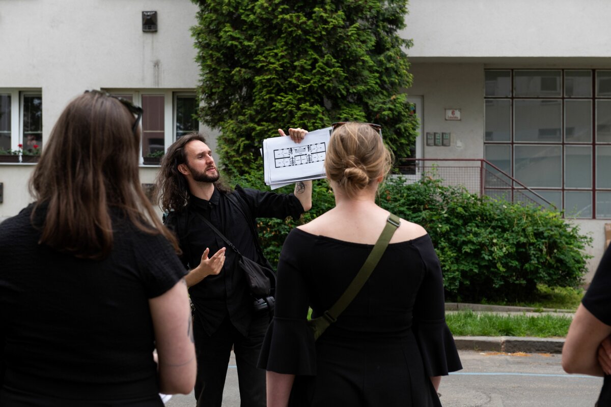 (Ne)jisté domovy: Meziválečné sociální bydlení Husovic a Zábrdovic